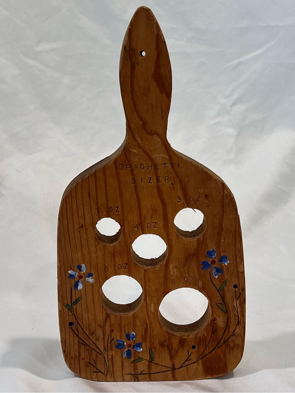 Vintage Wooden Spaghetti Sizer Pasta Measurer Floral Kitchen